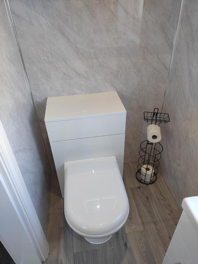 Top Quality Modern Southsea Garden Apartment Sleeps 4 People Portsmouth Eksteriør billede